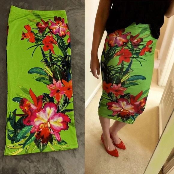 🌺 Bisou Bisou Jersey Knit Pencil Skirt 🌺 - Picture 1 of 5